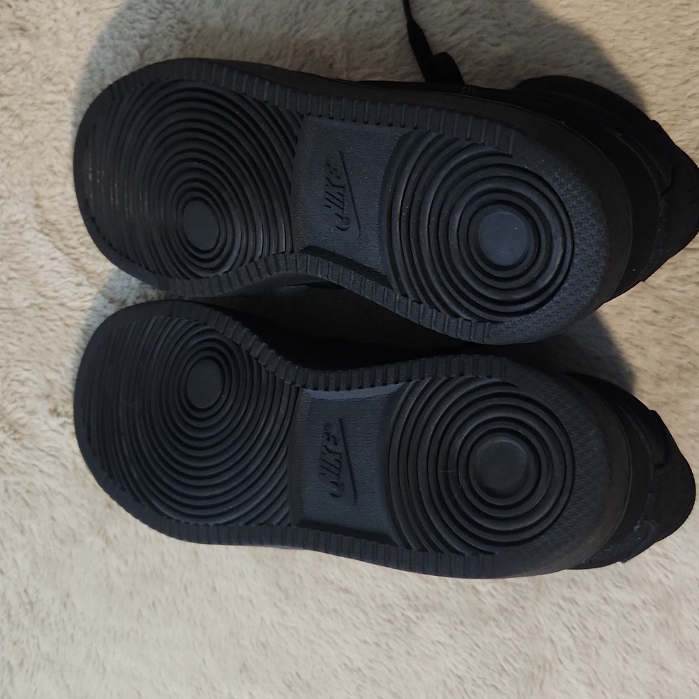 NIKE AIR FORCE 1  Men's All-Black High-Top Size 9 - Picture 4 of 9